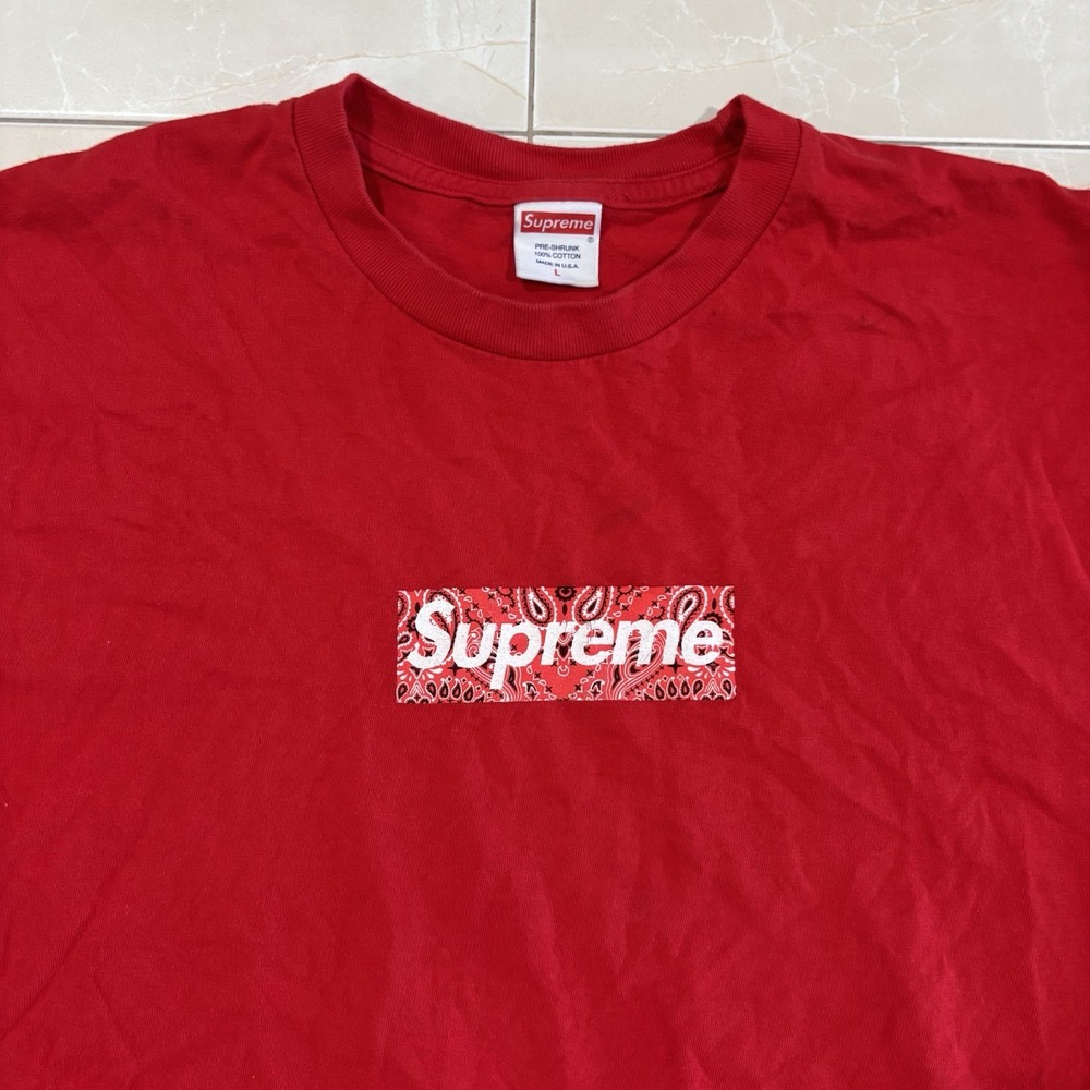 Supreme Red Bandana Box Logo T-Shirt FW19 Large Made In USA Skate NYC